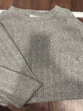 Geoffrey Beene Gray Cable Knit Sweater